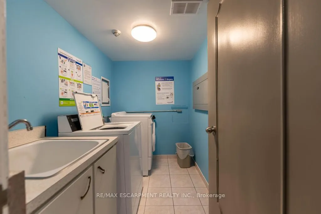 Photo 13 of Unit 508, 8 Woodman Drive S, Hamilton, Corman — HOMEH
