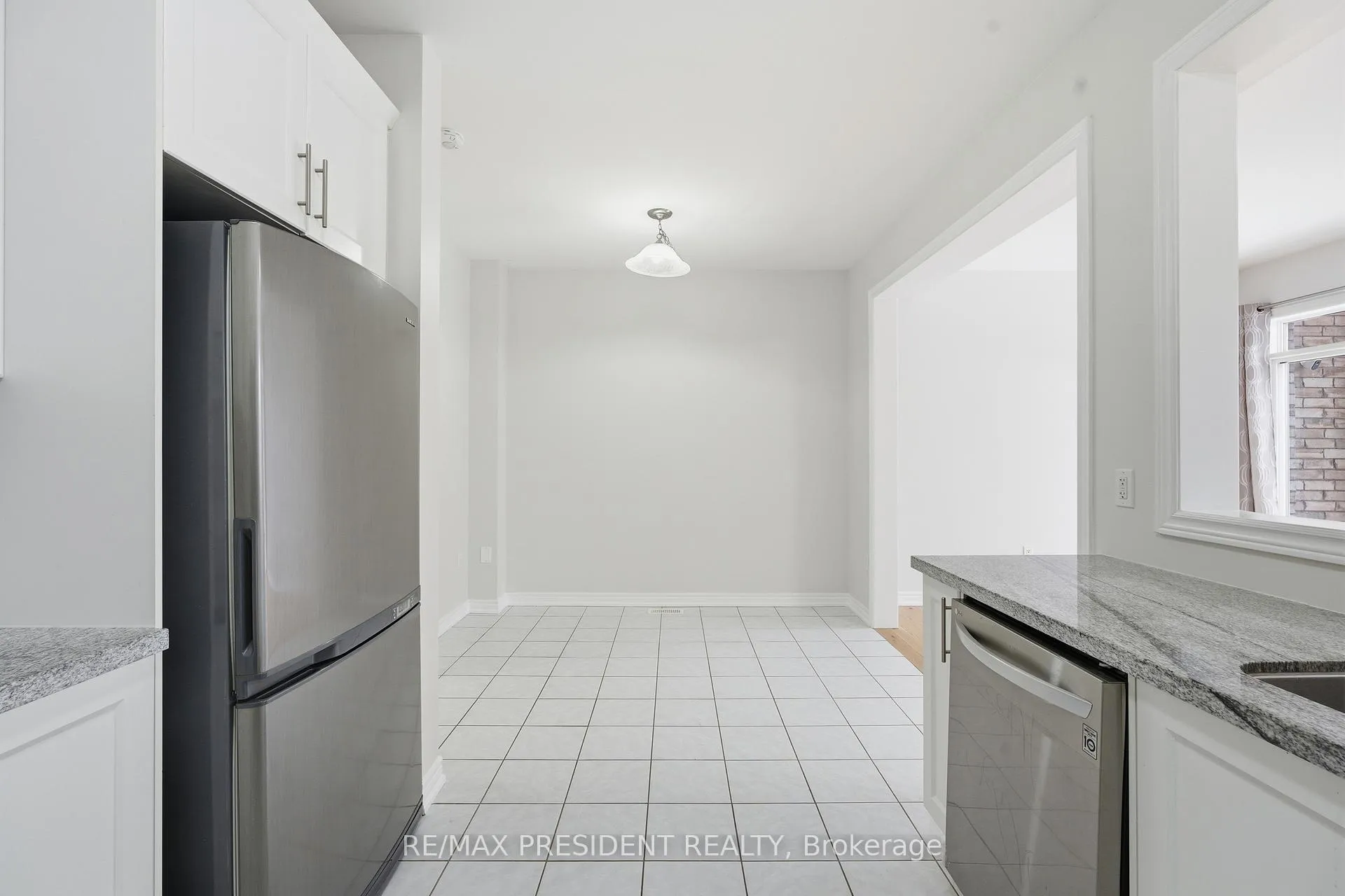 Photo 12 of 12 Beasley Grove, Hamilton, Meadowlands — HOMEH