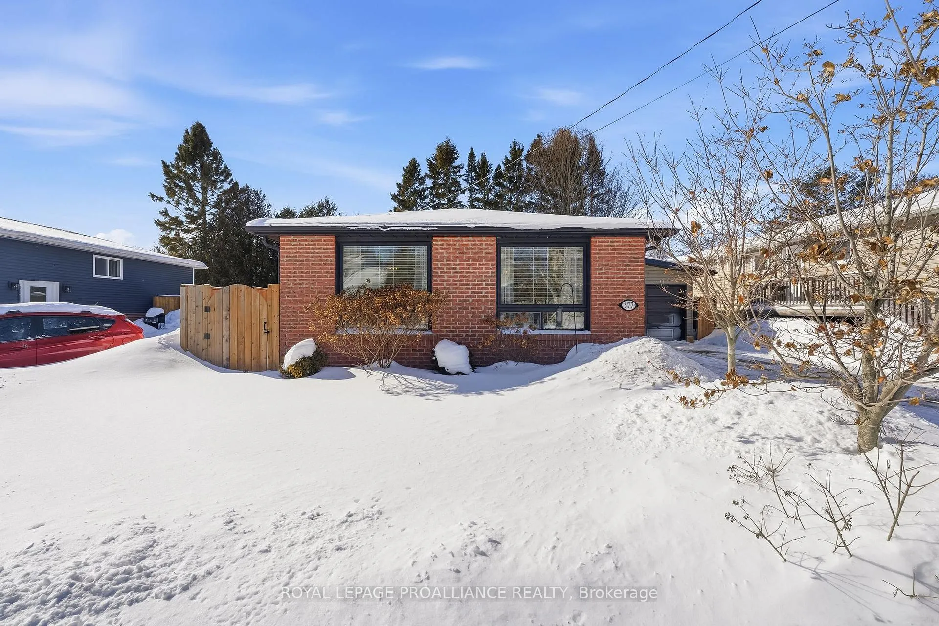 Photo 3 of 577 Daintry Crescent, Cobourg — HOMEH