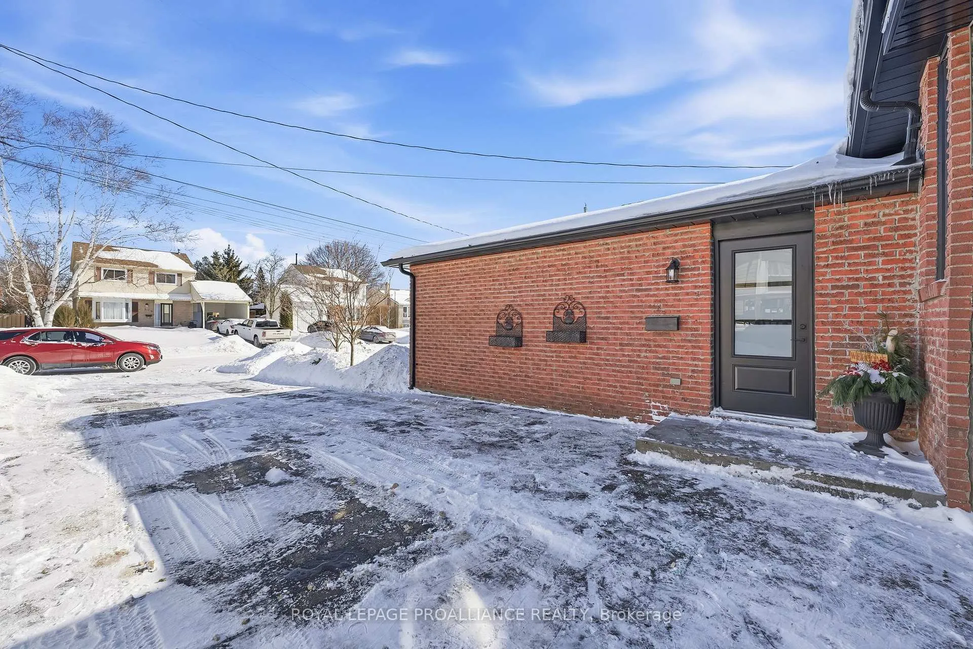 Photo 6 of 577 Daintry Crescent, Cobourg — HOMEH