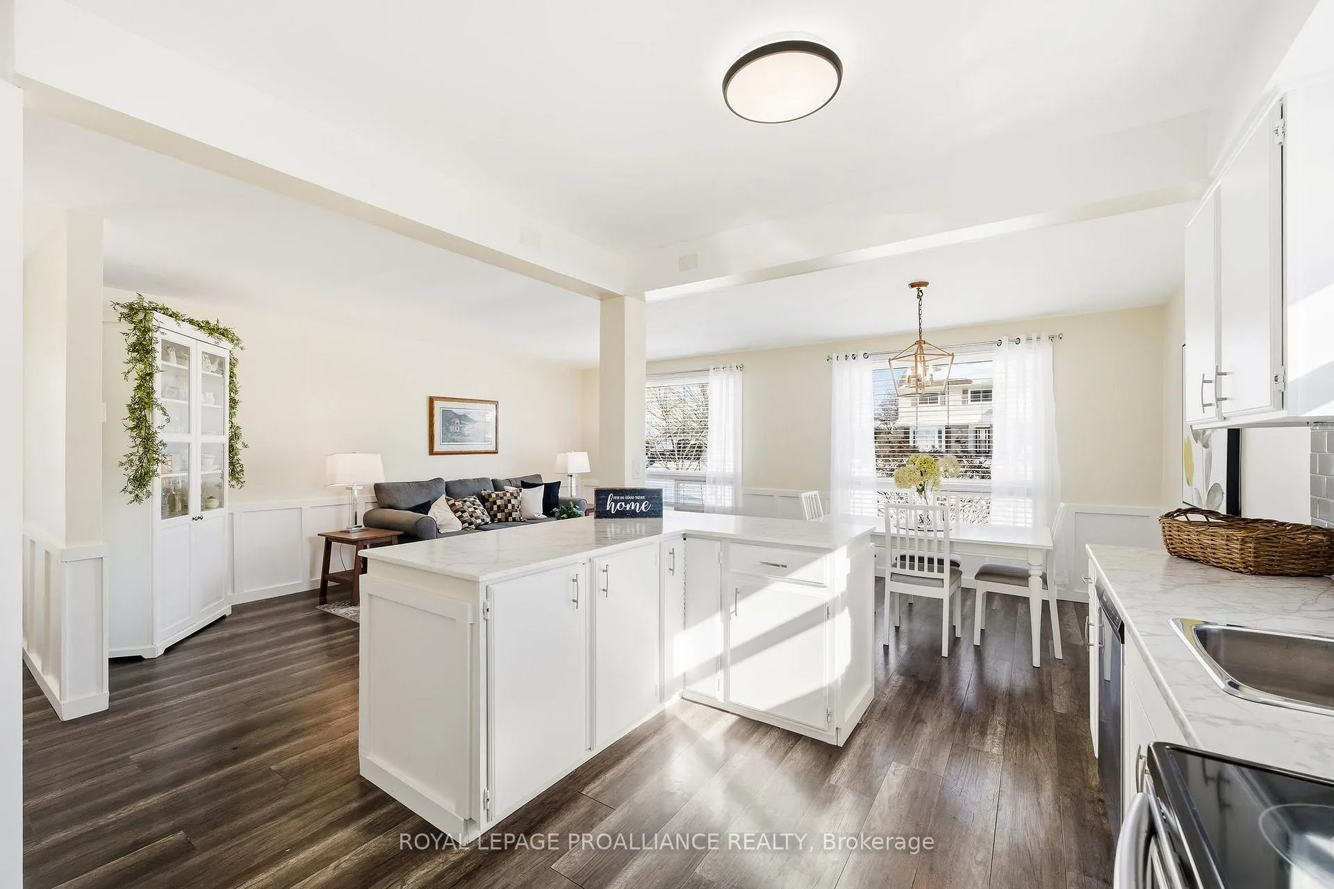 Photo 17 of 577 Daintry Crescent, Cobourg — HOMEH