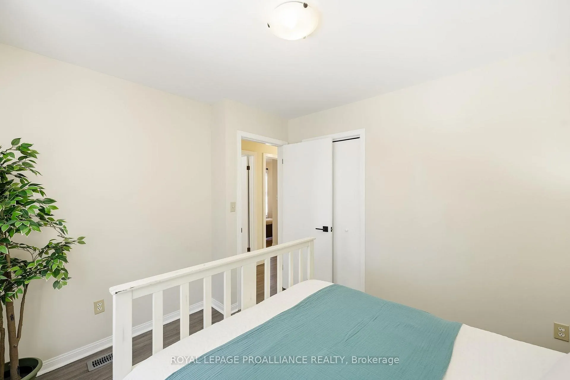 Photo 26 of 577 Daintry Crescent, Cobourg — HOMEH