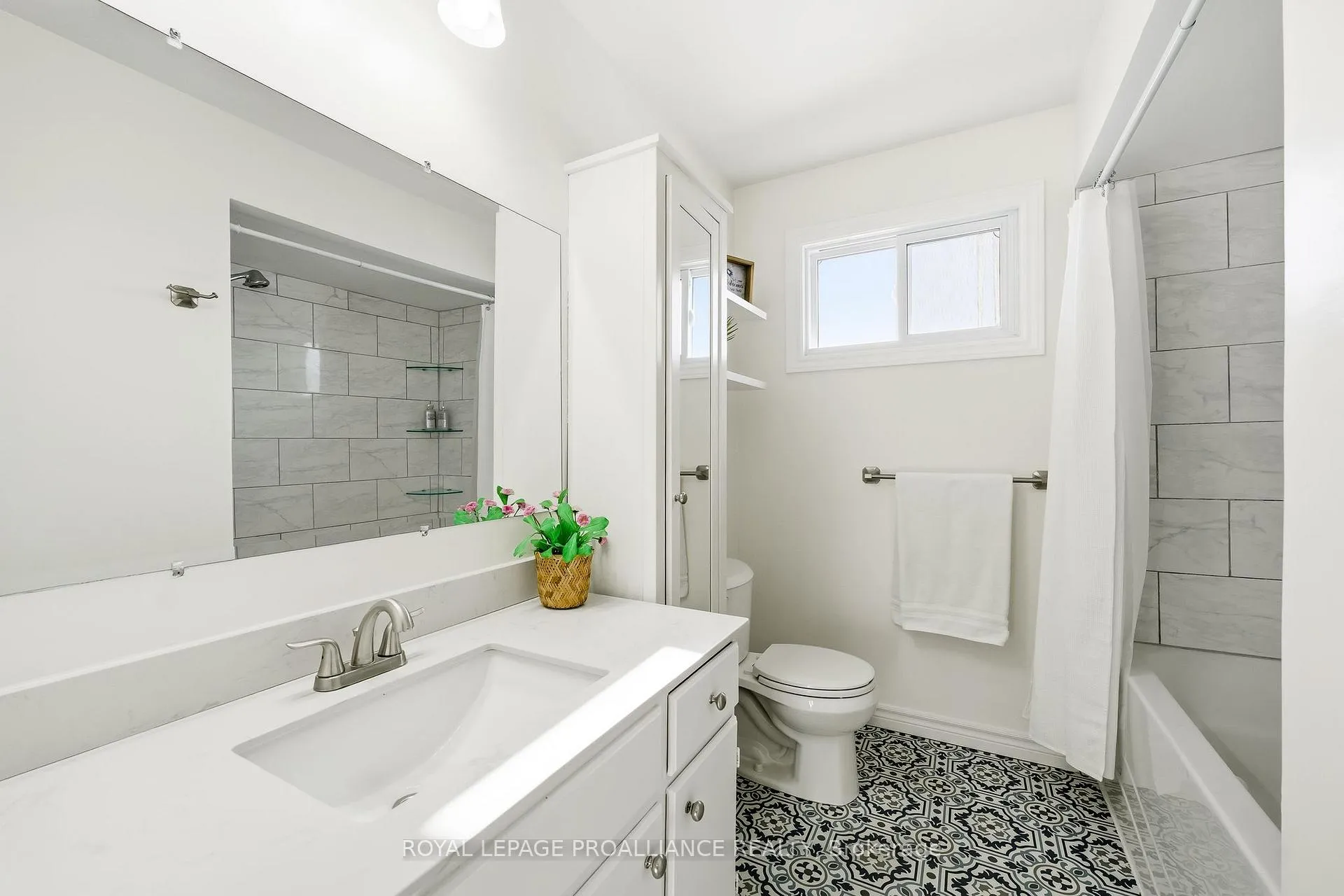 Photo 29 of 577 Daintry Crescent, Cobourg — HOMEH