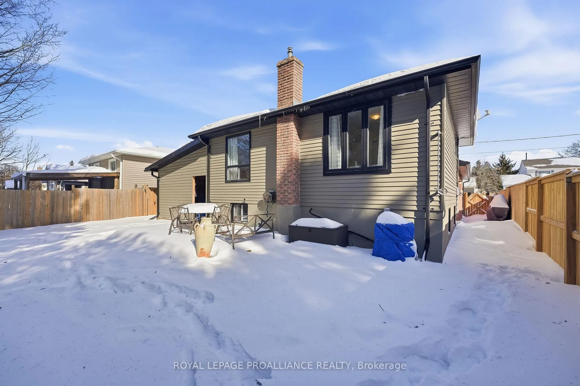 Photo 43 of 577 Daintry Crescent, Cobourg — HOMEH