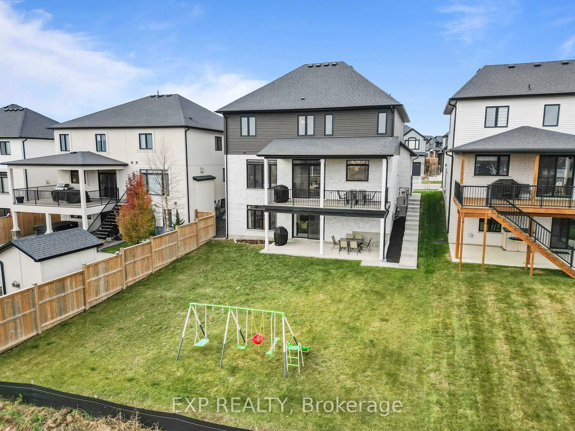 Photo 33 of 119 Daventry Way, Middlesex Centre, Rural Middlesex Centre — HOMEH