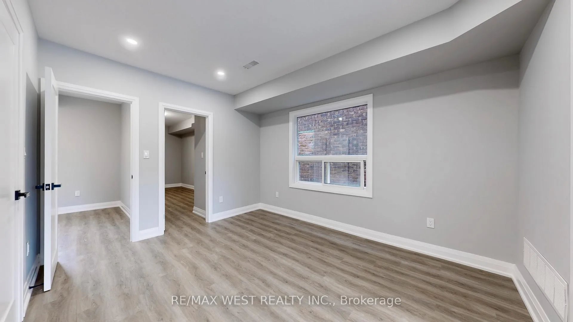 Photo 9 of Unit 1, 253 Oakwood Avenue, Toronto, Oakwood Village — HOMEH