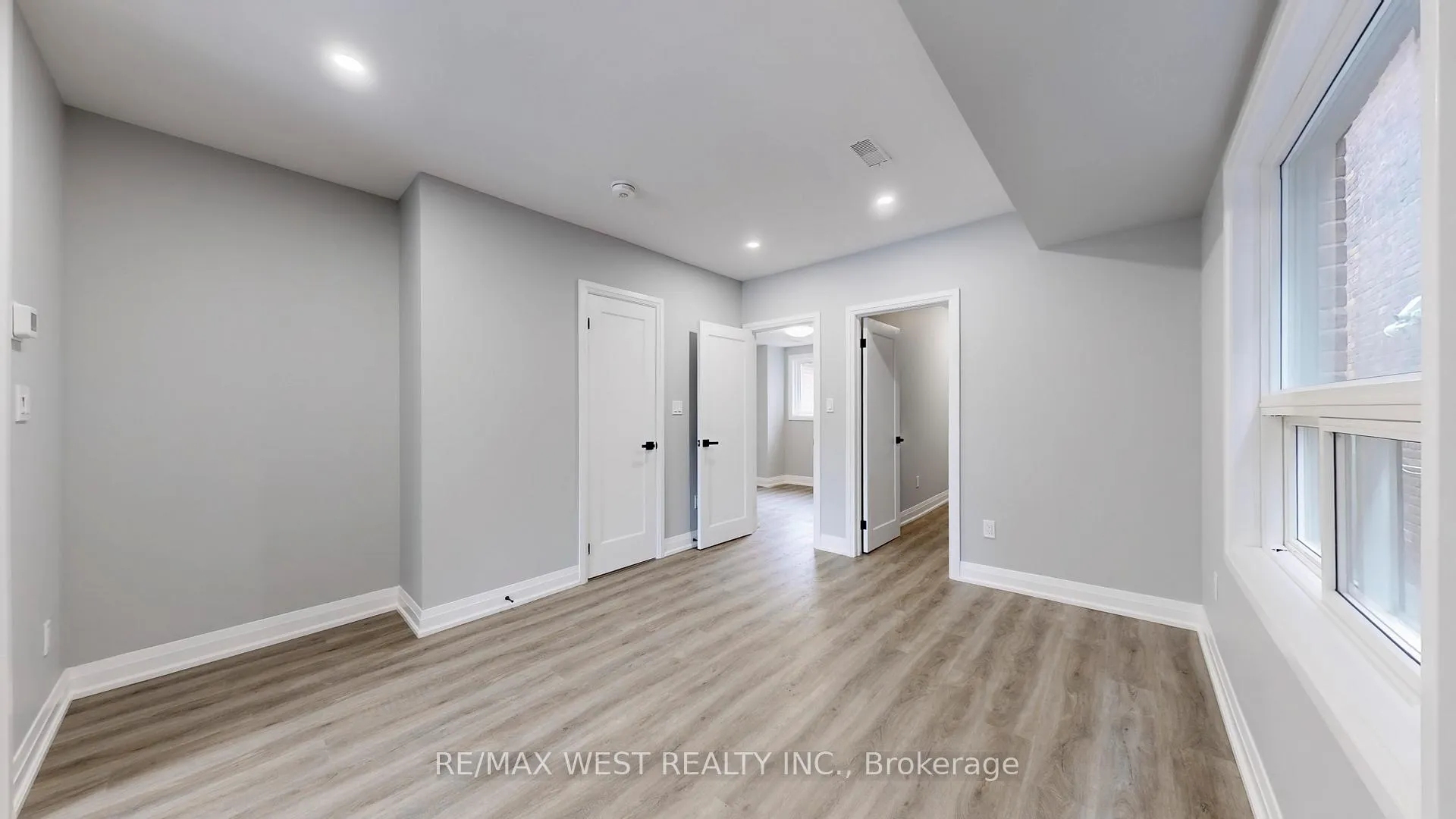 Photo 12 of Unit 1, 253 Oakwood Avenue, Toronto, Oakwood Village — HOMEH