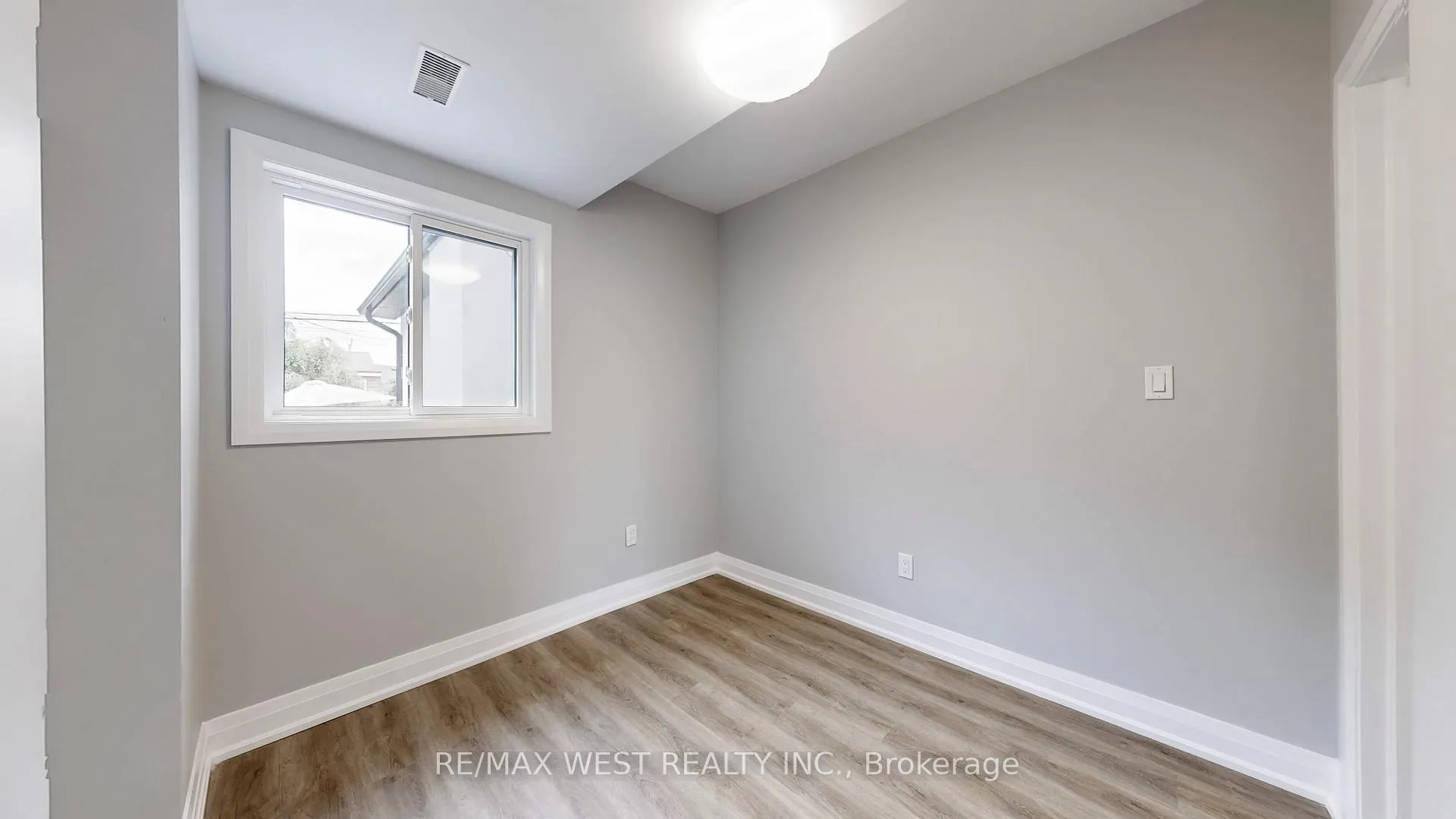 Photo 21 of Unit 1, 253 Oakwood Avenue, Toronto, Oakwood Village — HOMEH