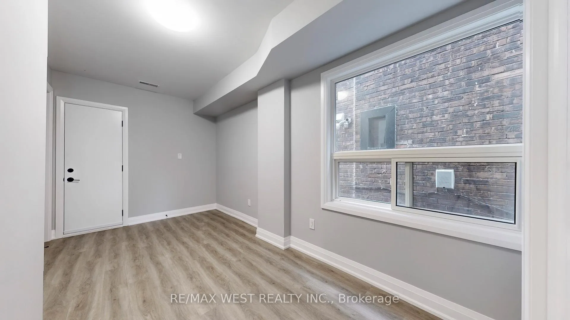 Photo 24 of Unit 1, 253 Oakwood Avenue, Toronto, Oakwood Village — HOMEH