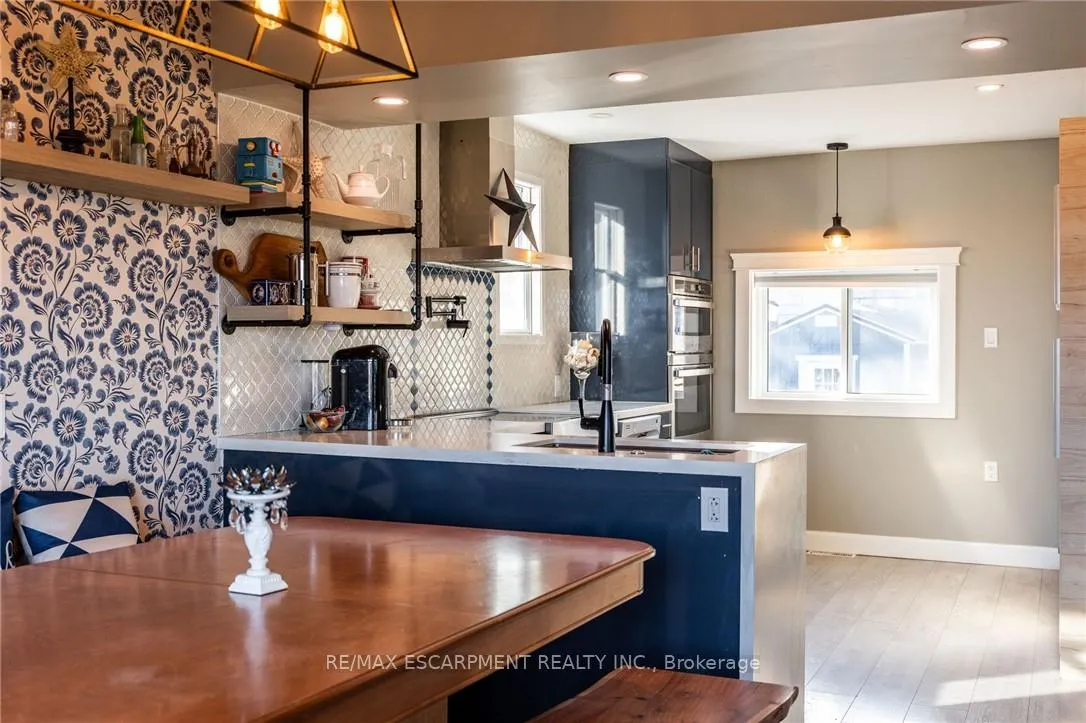 Photo 7 of 735 Beach Boulevard, Hamilton, Hamilton Beach — HOMEH