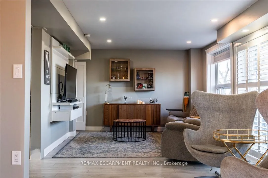 Photo 16 of 735 Beach Boulevard, Hamilton, Hamilton Beach — HOMEH