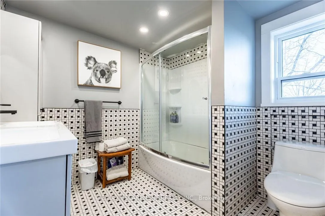 Photo 23 of 735 Beach Boulevard, Hamilton, Hamilton Beach — HOMEH