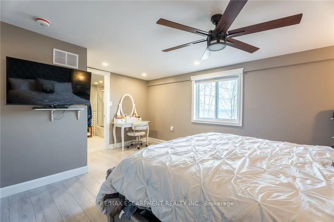 Photo 26 of 735 Beach Boulevard, Hamilton, Hamilton Beach — HOMEH
