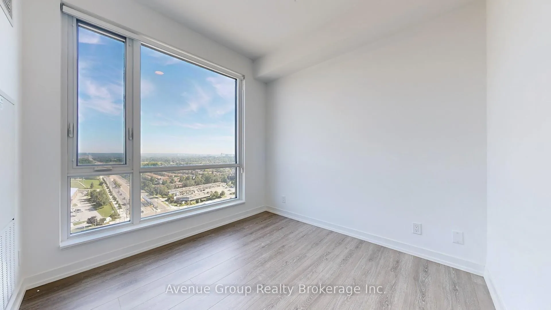 Photo 18 of Unit B-1803, 7950 Bathurst Street, Vaughan, Beverley Glen — HOMEH