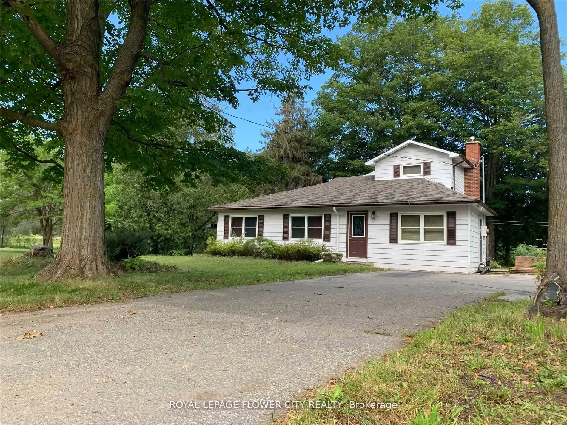 Photo 1 of Unit 5, 9406 Side Road, Erin, Rural Erin — HOMEH