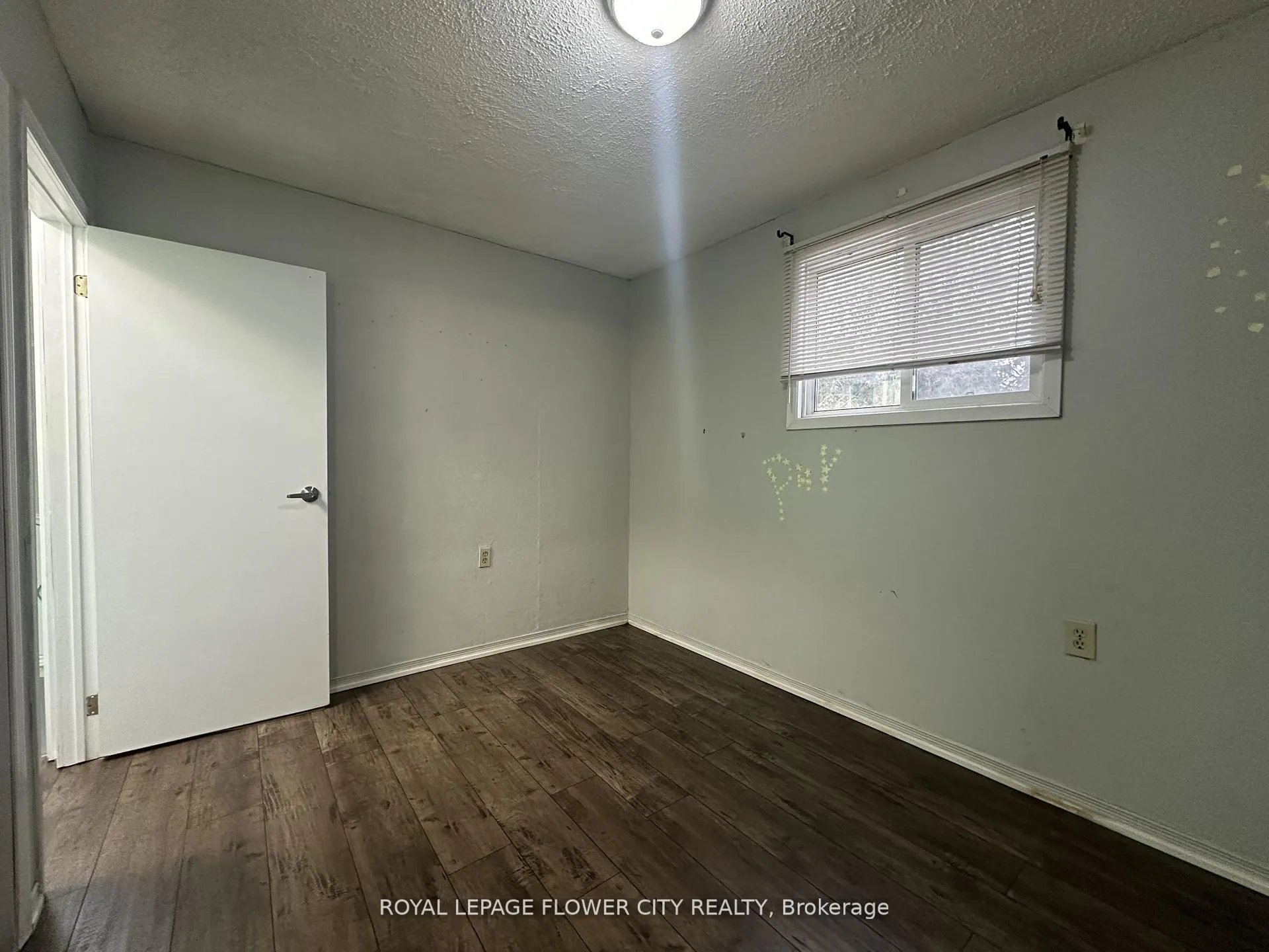Photo 11 of Unit 5, 9406 Side Road, Erin, Rural Erin — HOMEH