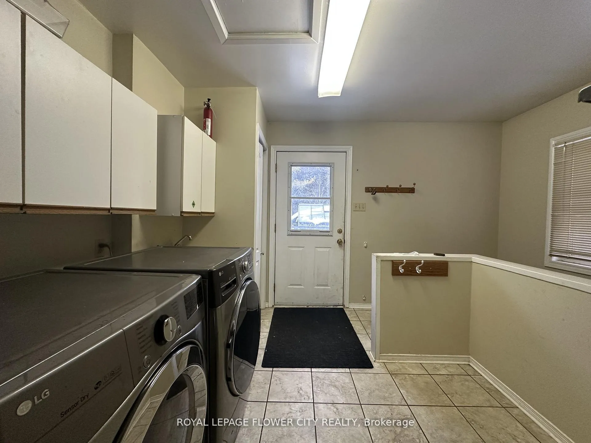 Photo 13 of Unit 5, 9406 Side Road, Erin, Rural Erin — HOMEH