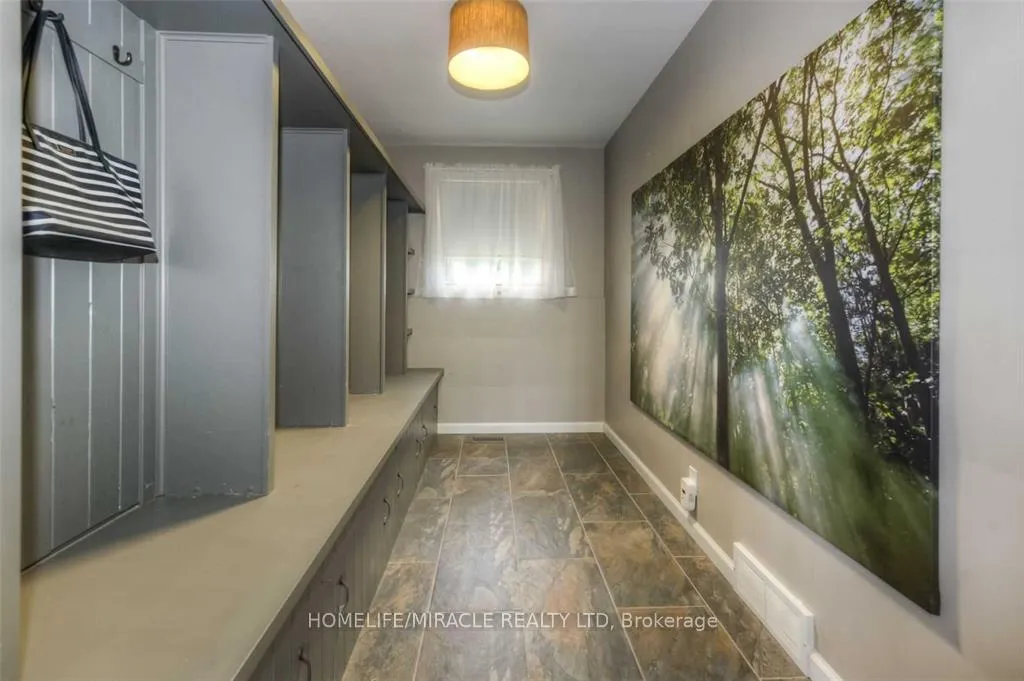 Photo 7 of 34 Hudson Crescent, Kitchener — HOMEH