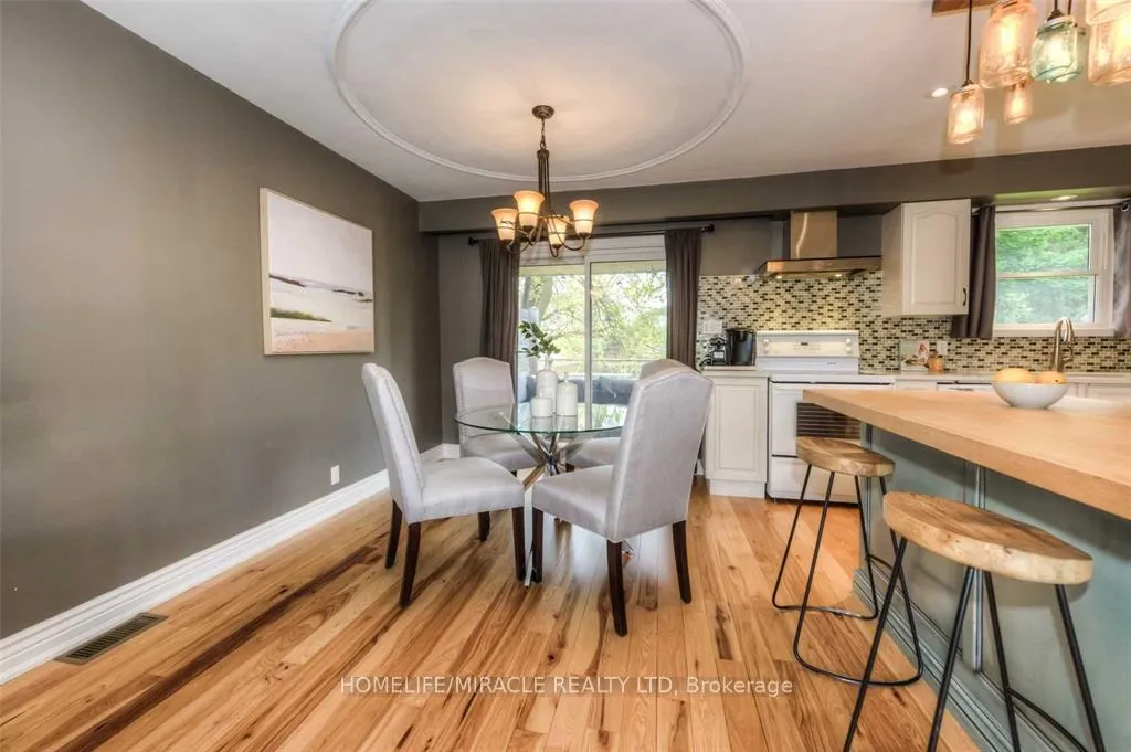 Photo 8 of 34 Hudson Crescent, Kitchener — HOMEH