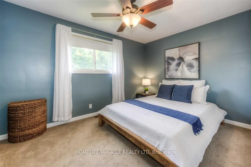 Photo 12 of 34 Hudson Crescent, Kitchener — HOMEH