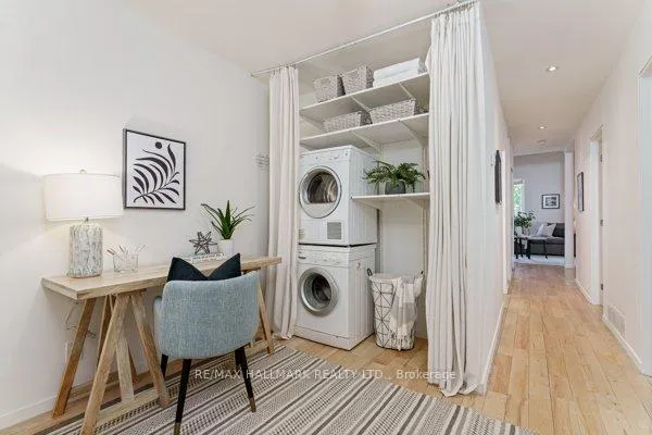 Photo 10 of Unit Upper, 736 Woodbine Avenue, Toronto, Woodbine Corridor — HOMEH