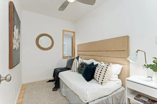 Photo 12 of Unit Upper, 736 Woodbine Avenue, Toronto, Woodbine Corridor — HOMEH