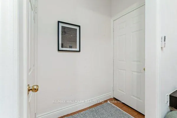 Photo 14 of Unit Upper, 736 Woodbine Avenue, Toronto, Woodbine Corridor — HOMEH
