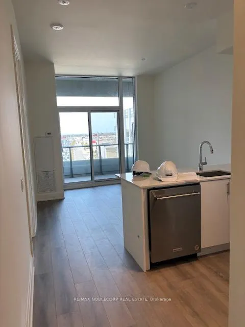 Photo 7 of Unit 515, 8960 Jane Street, Vaughan, Vellore Village — HOMEH