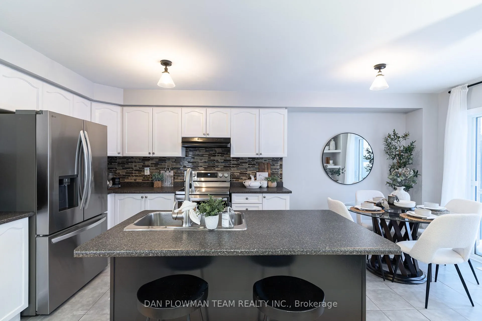 Photo 14 of 121 Bathgate Crescent, Clarington, Courtice — HOMEH