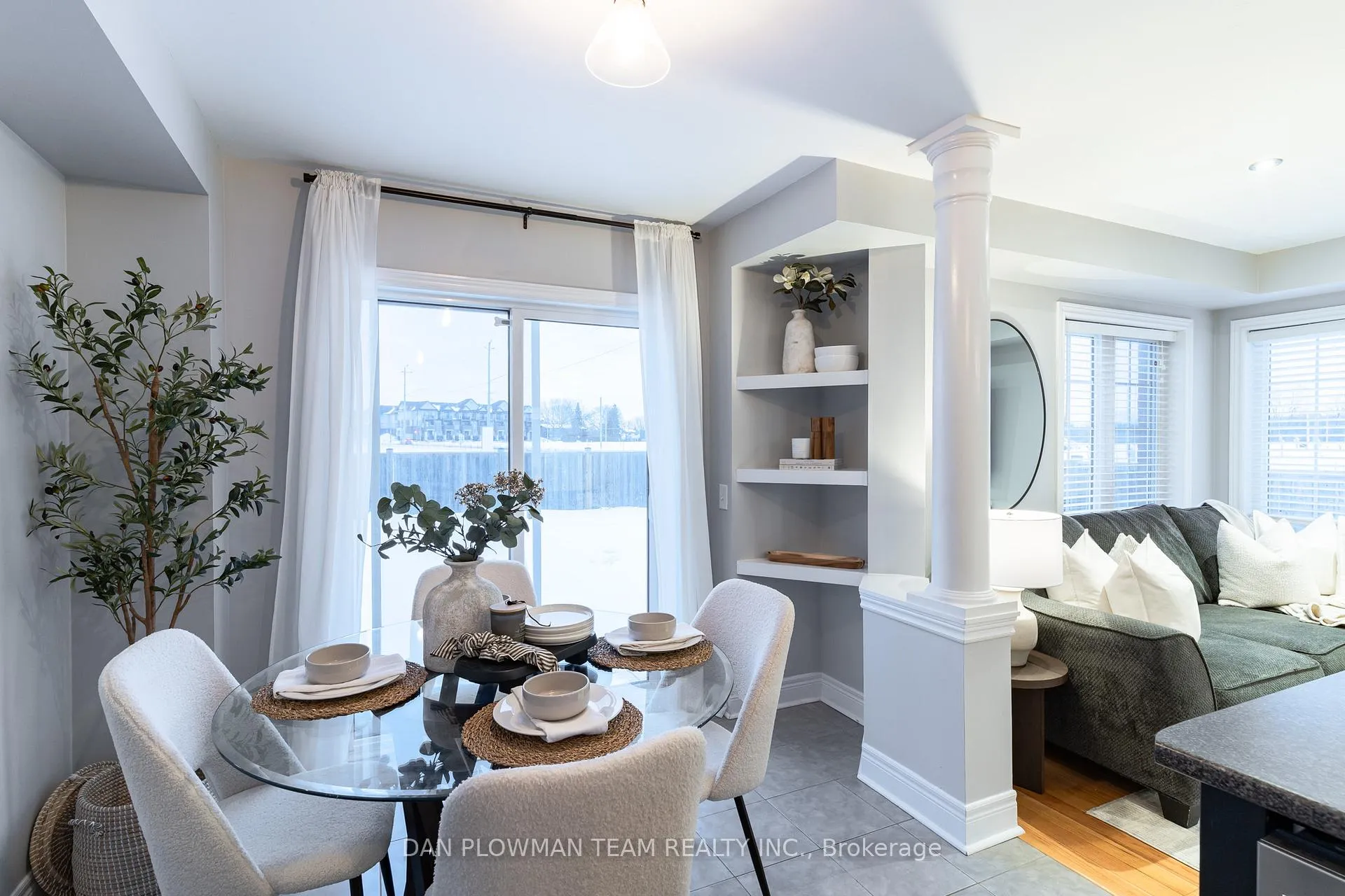 Photo 18 of 121 Bathgate Crescent, Clarington, Courtice — HOMEH