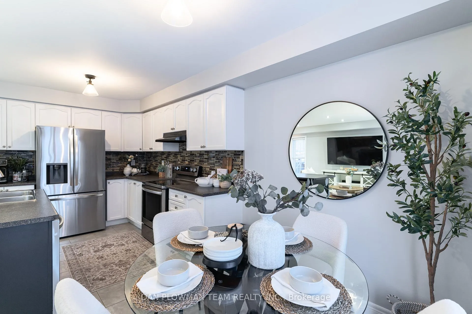 Photo 20 of 121 Bathgate Crescent, Clarington, Courtice — HOMEH