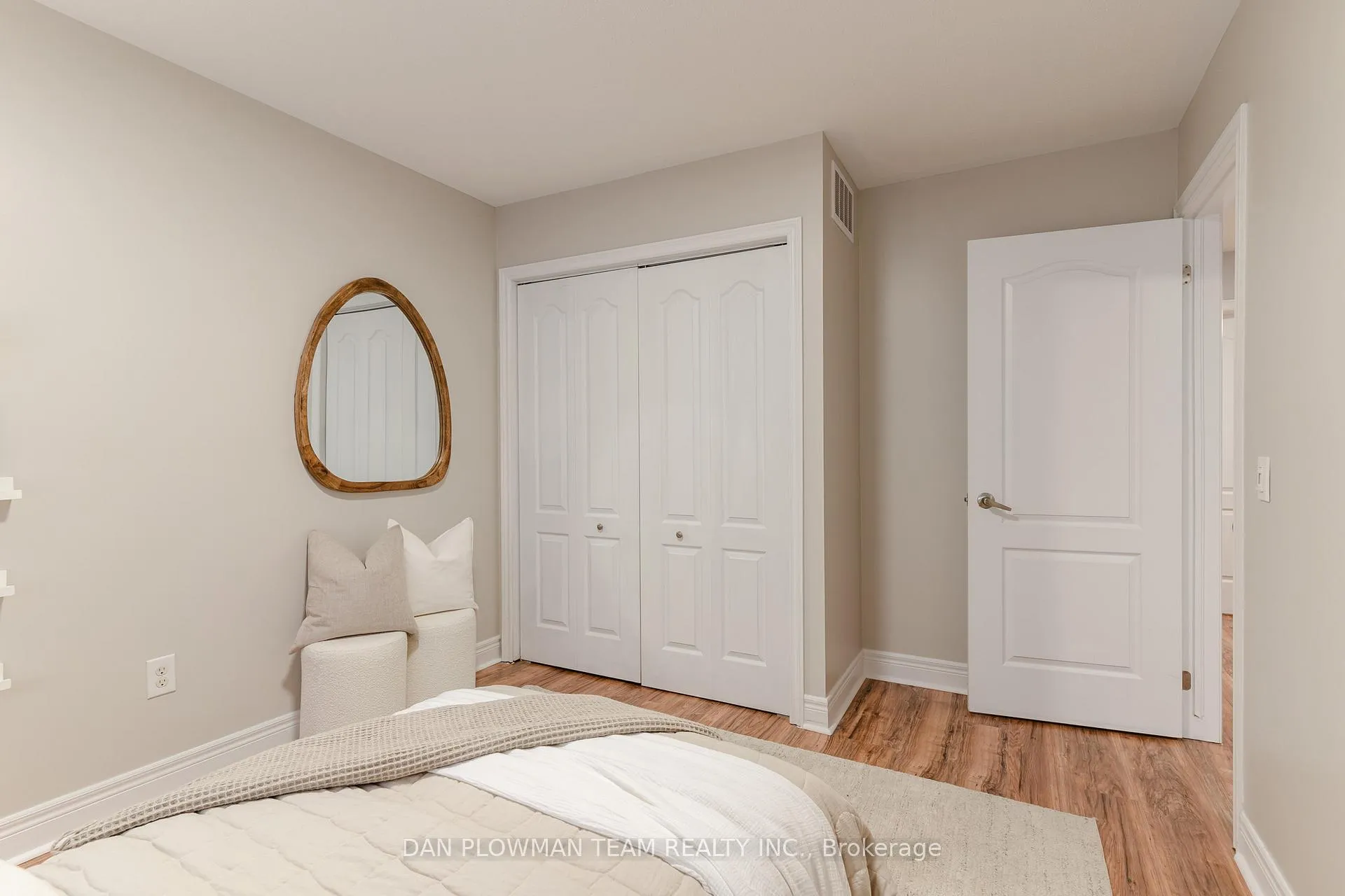Photo 34 of 121 Bathgate Crescent, Clarington, Courtice — HOMEH