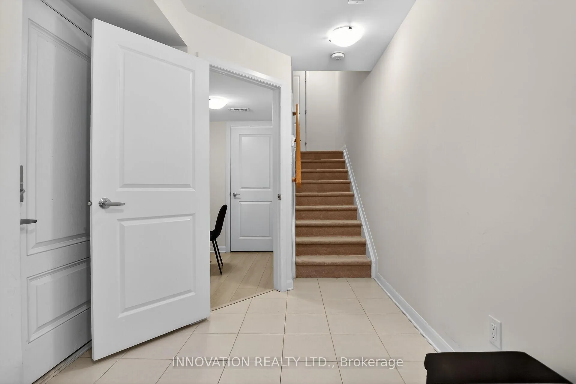 Photo 5 of 205 Attwell Private, Ottawa, Kanata - Morgan's Grant/South March — HOMEH