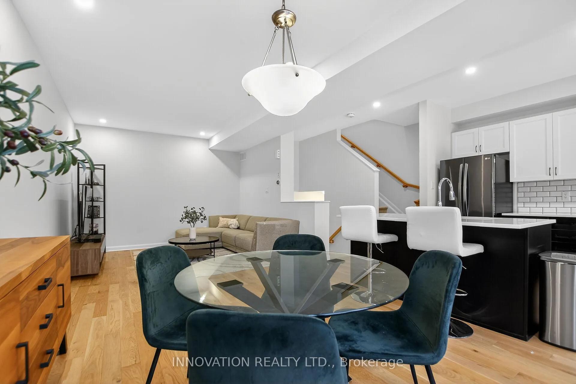 Photo 18 of 205 Attwell Private, Ottawa, Kanata - Morgan's Grant/South March — HOMEH