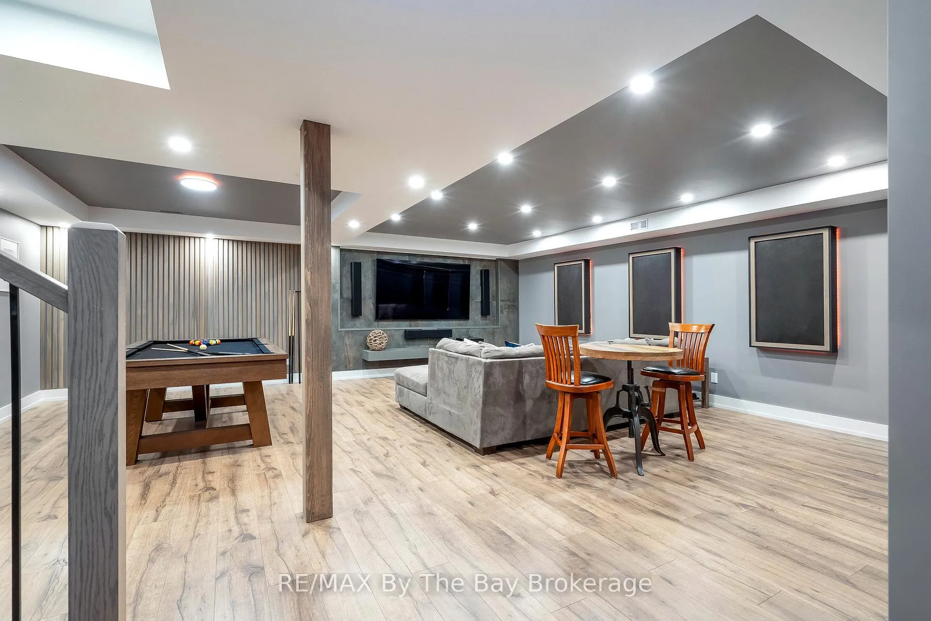 Photo 26 of 809 Eastdale Drive E, Wasaga Beach — HOMEH