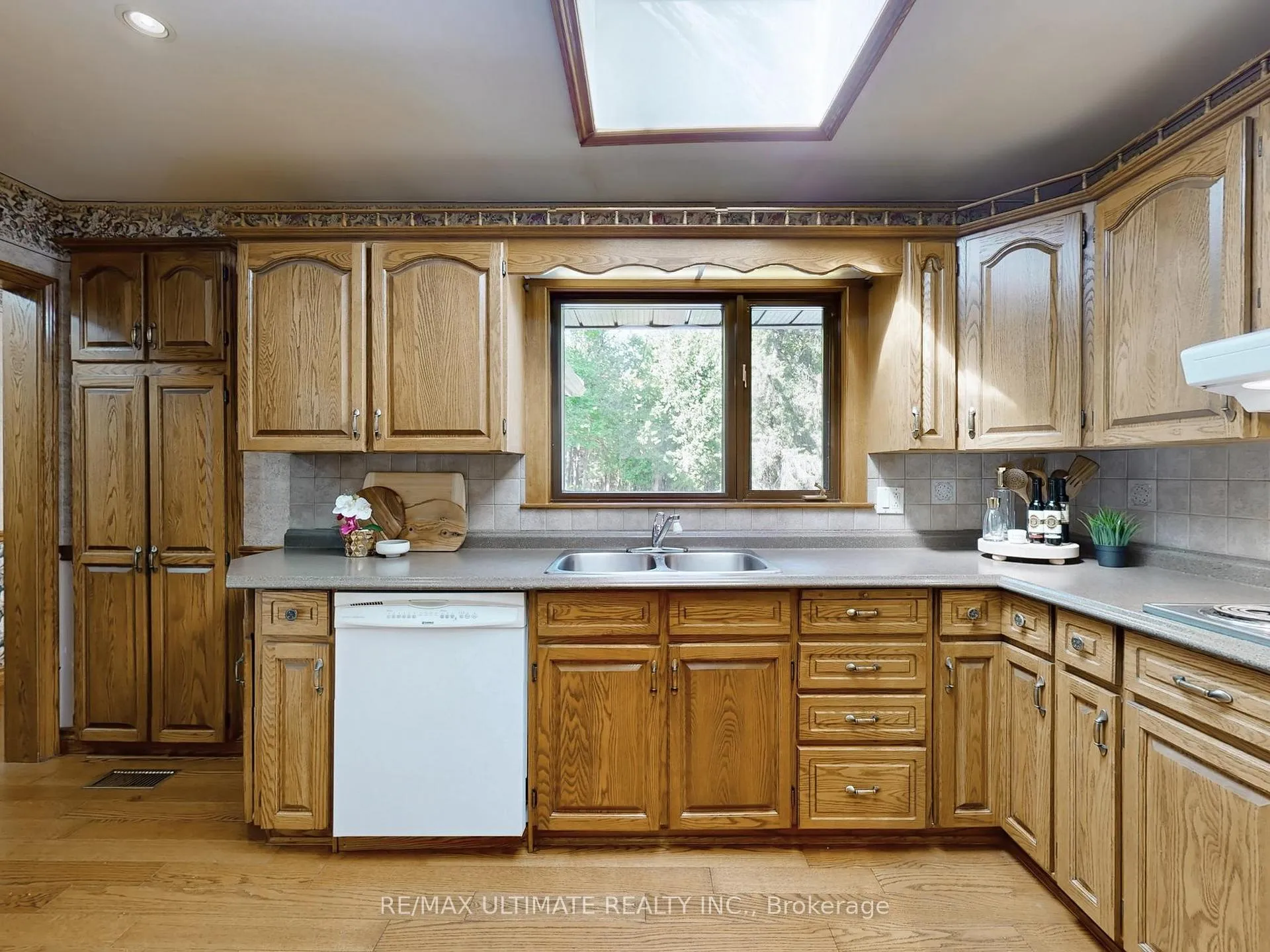 Photo 16 of 5085 Sideline 12, Pickering, Rural Pickering — HOMEH