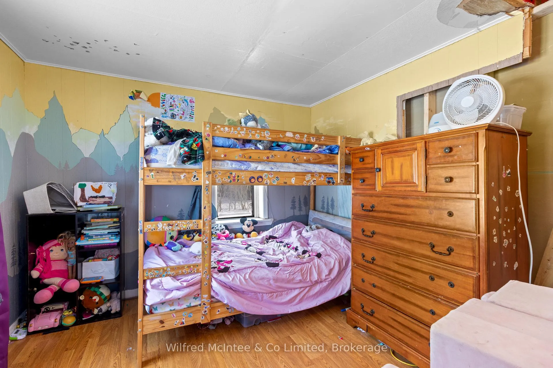 Photo 18 of 437 Adelaide Street, Kincardine — HOMEH