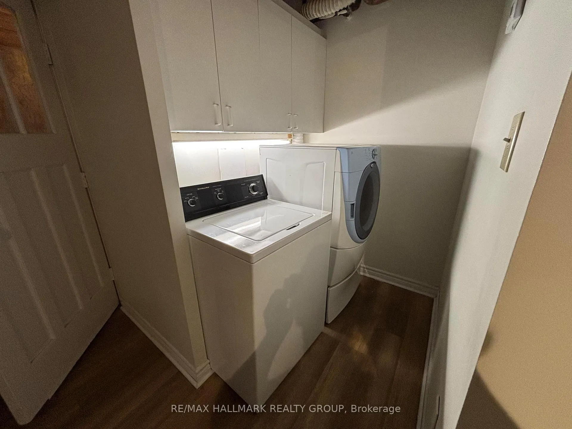 Photo 5 of Unit B, 149 Daly Avenue, Ottawa, Sandy Hill — HOMEH