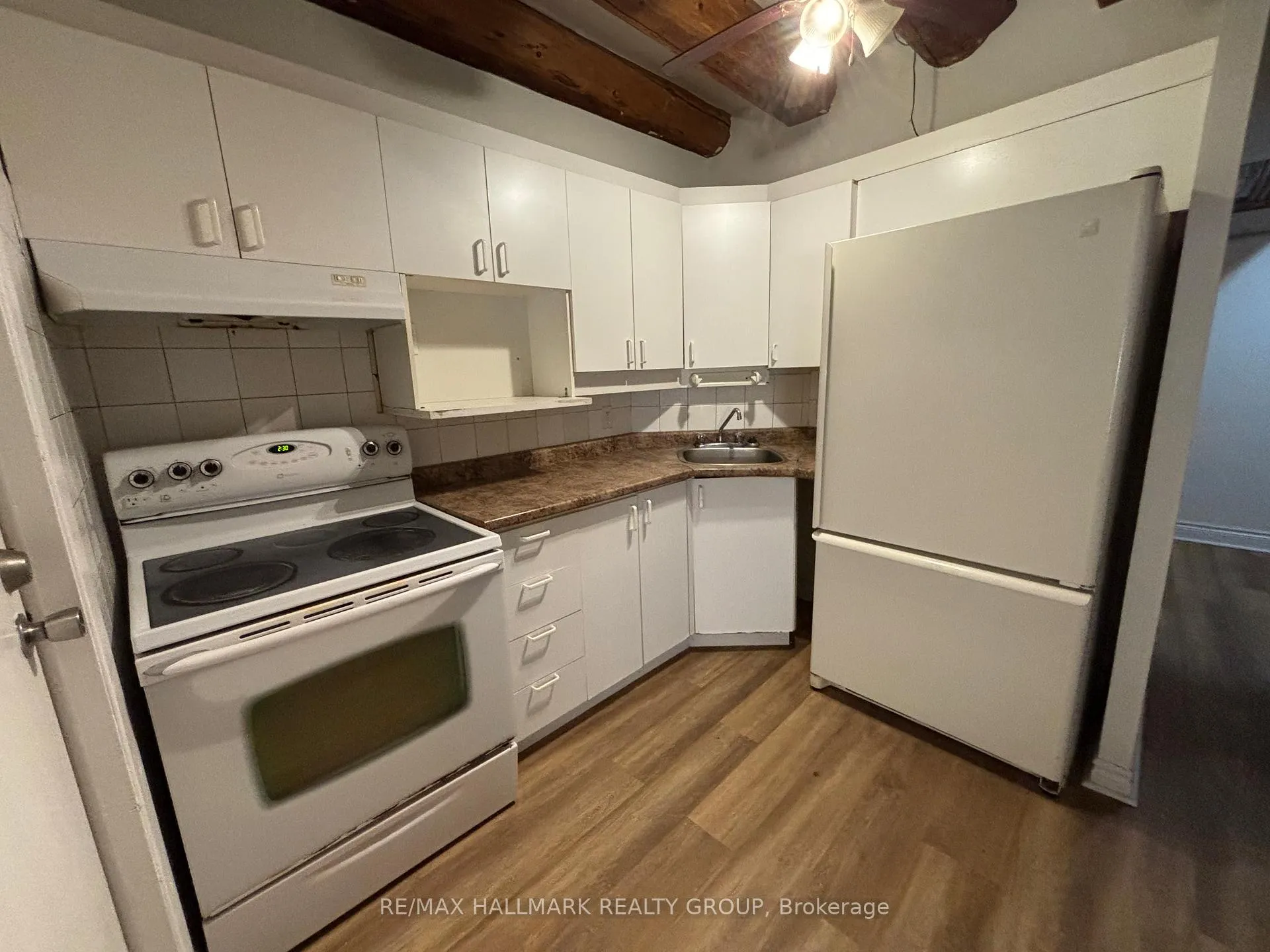 Photo 7 of Unit B, 149 Daly Avenue, Ottawa, Sandy Hill — HOMEH