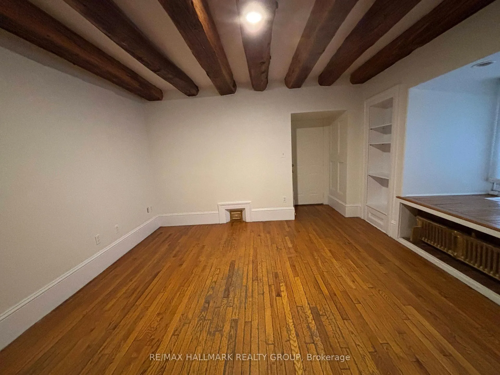 Photo 10 of Unit B, 149 Daly Avenue, Ottawa, Sandy Hill — HOMEH