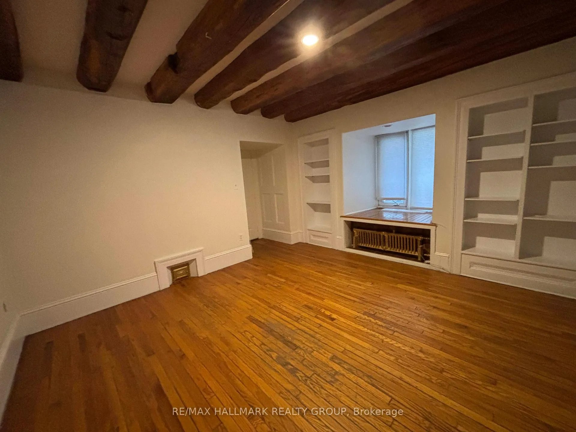 Photo 11 of Unit B, 149 Daly Avenue, Ottawa, Sandy Hill — HOMEH