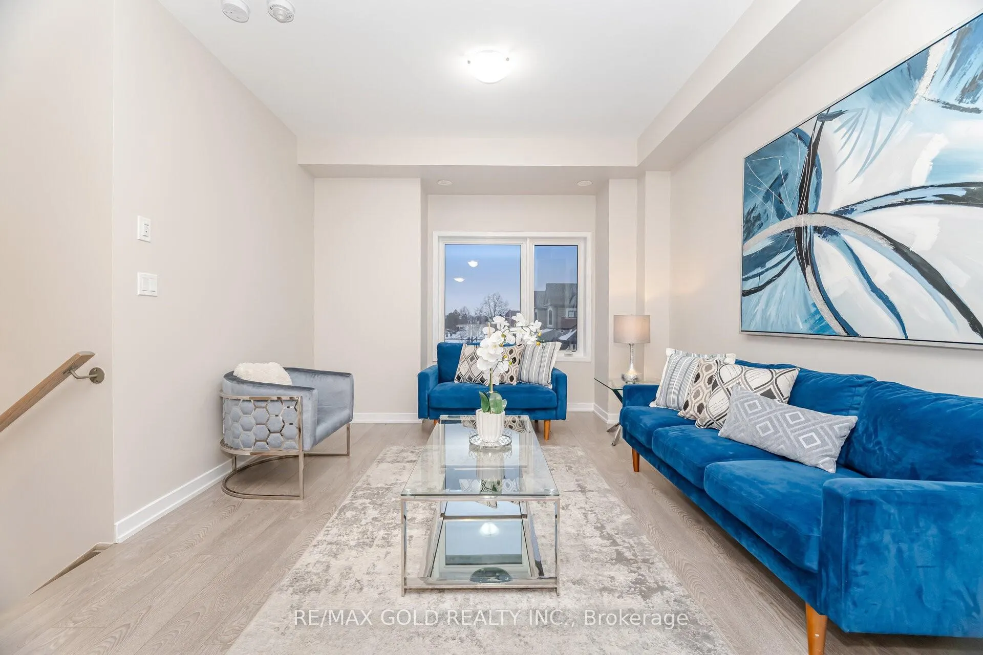 Photo 3 of 19 Lambert Lane, Caledon, Bolton East — HOMEH