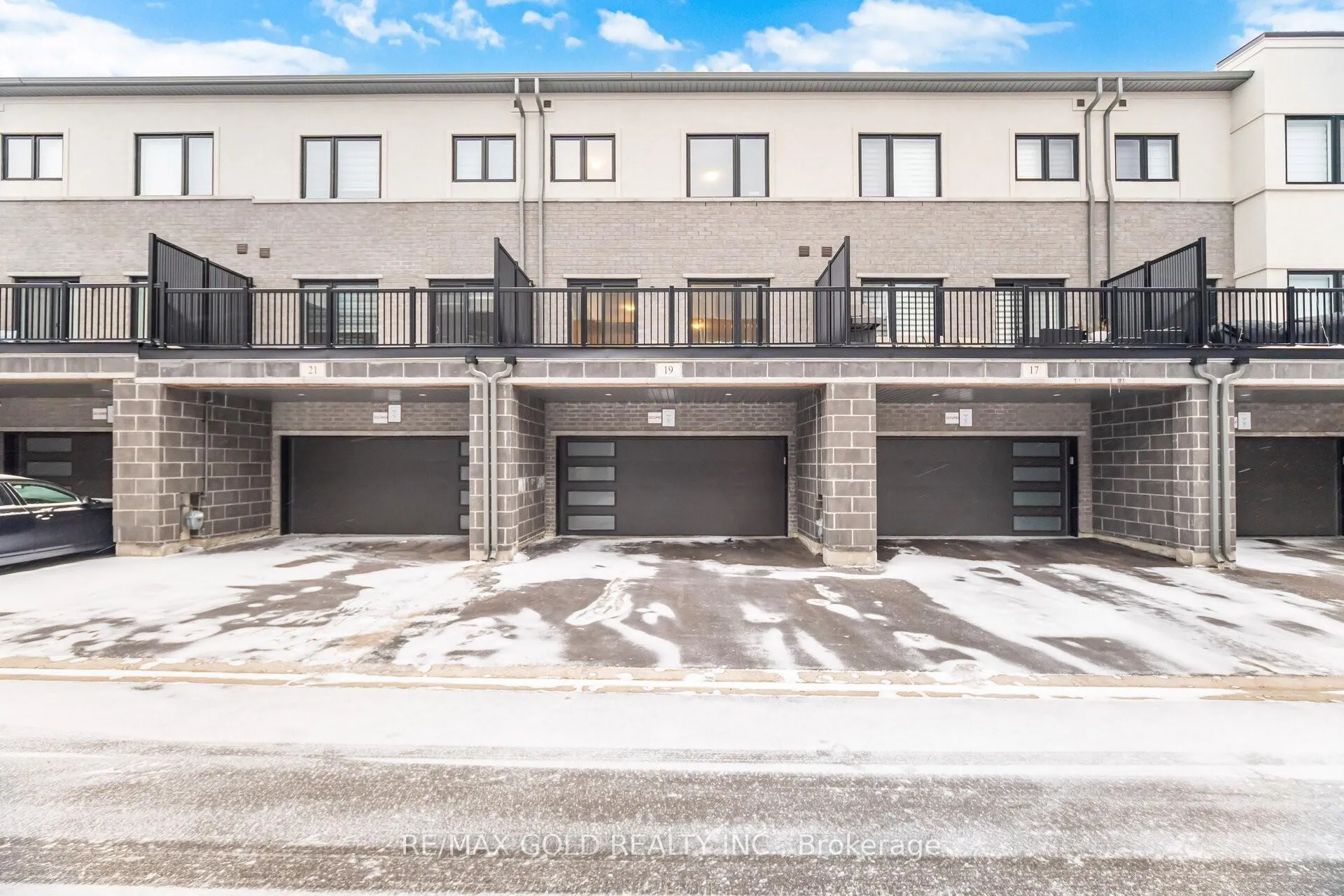 Photo 22 of 19 Lambert Lane, Caledon, Bolton East — HOMEH