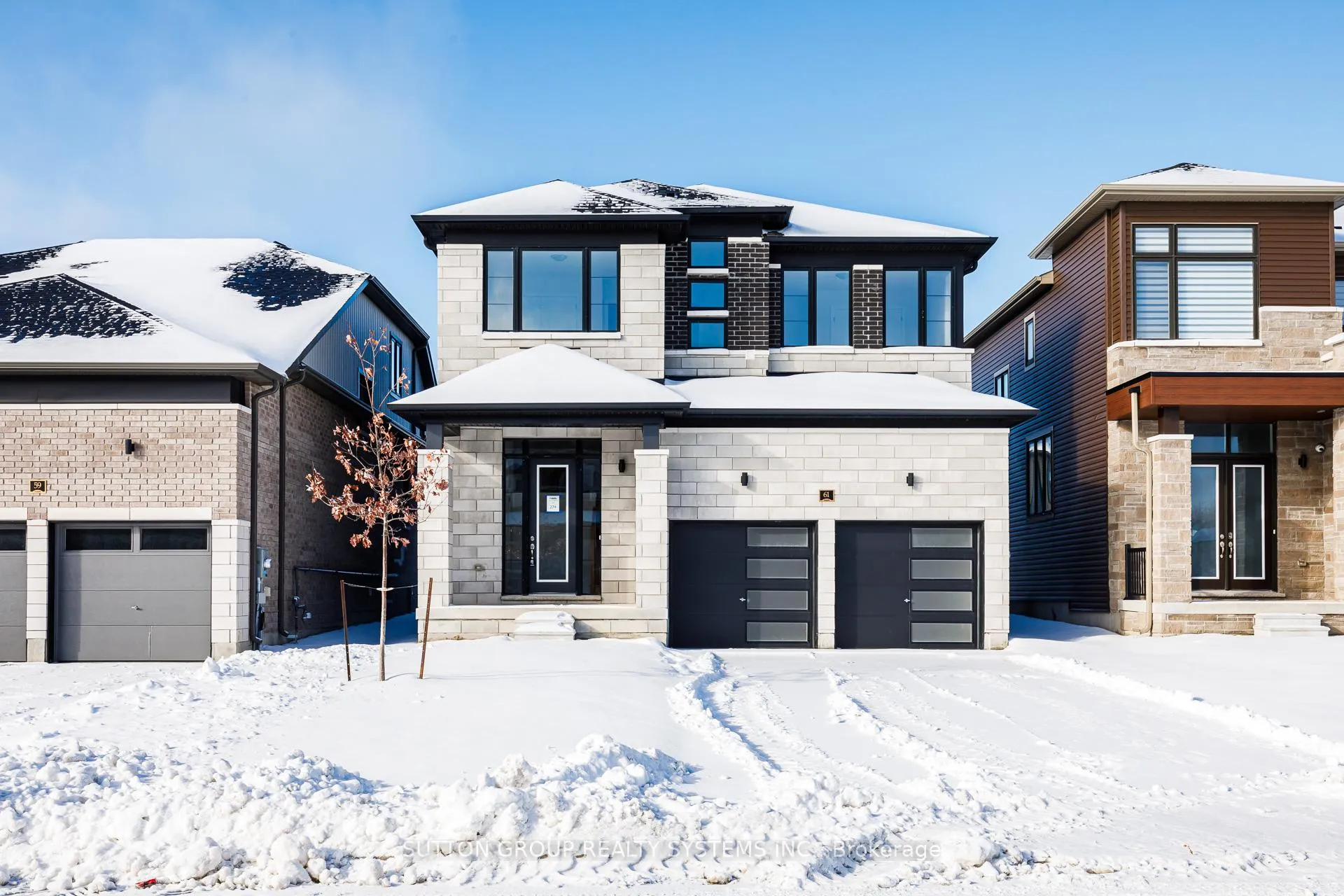 Photo 1 of 61 Nicort Road, Wasaga Beach — HOMEH
