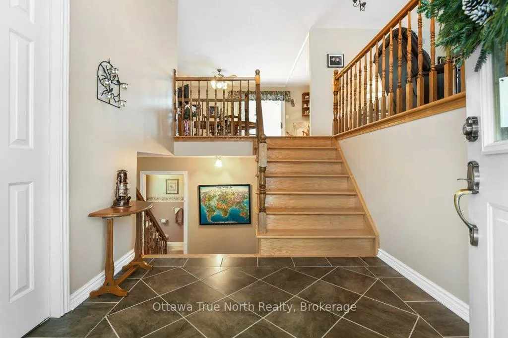 Photo 2 of 7427 Copeland Road, Ottawa, Btwn Franktown Rd. & Fallowfield Rd. — HOMEH