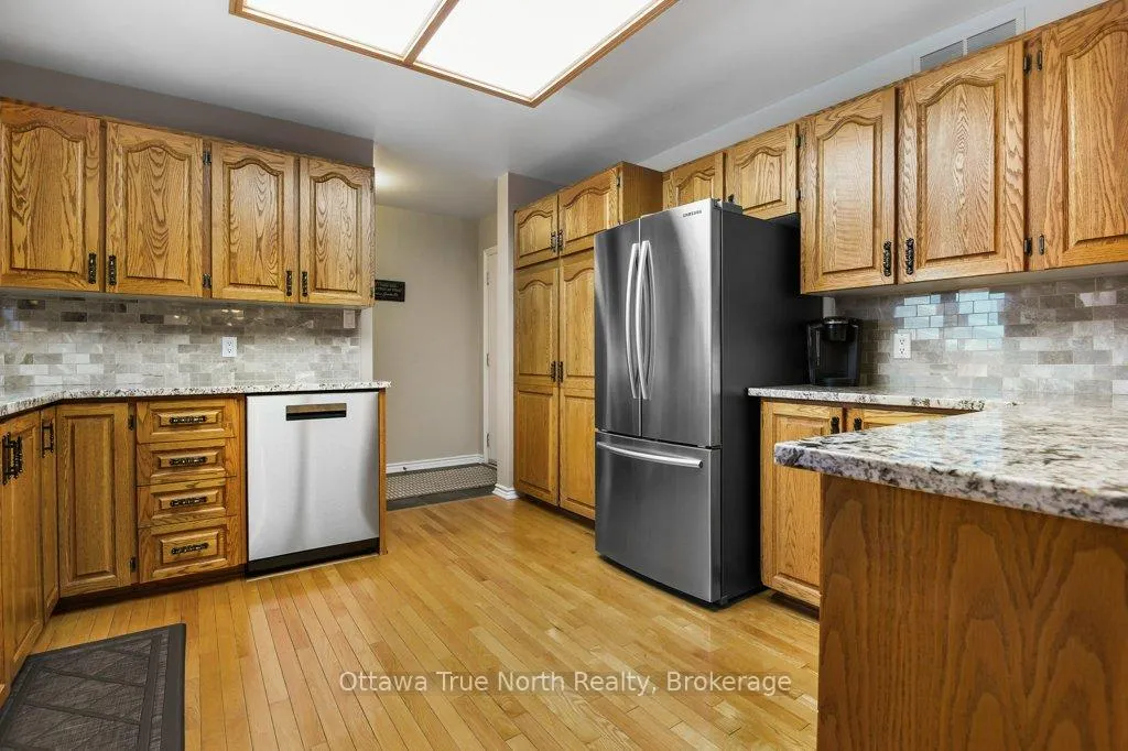 Photo 13 of 7427 Copeland Road, Ottawa, Btwn Franktown Rd. & Fallowfield Rd. — HOMEH