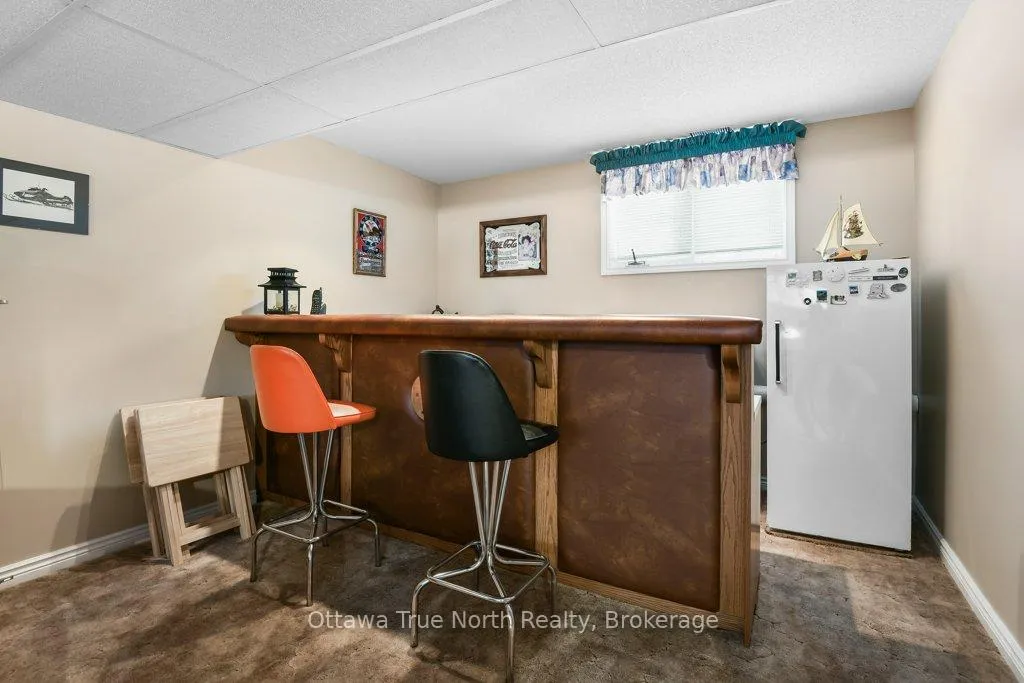 Photo 23 of 7427 Copeland Road, Ottawa, Btwn Franktown Rd. & Fallowfield Rd. — HOMEH