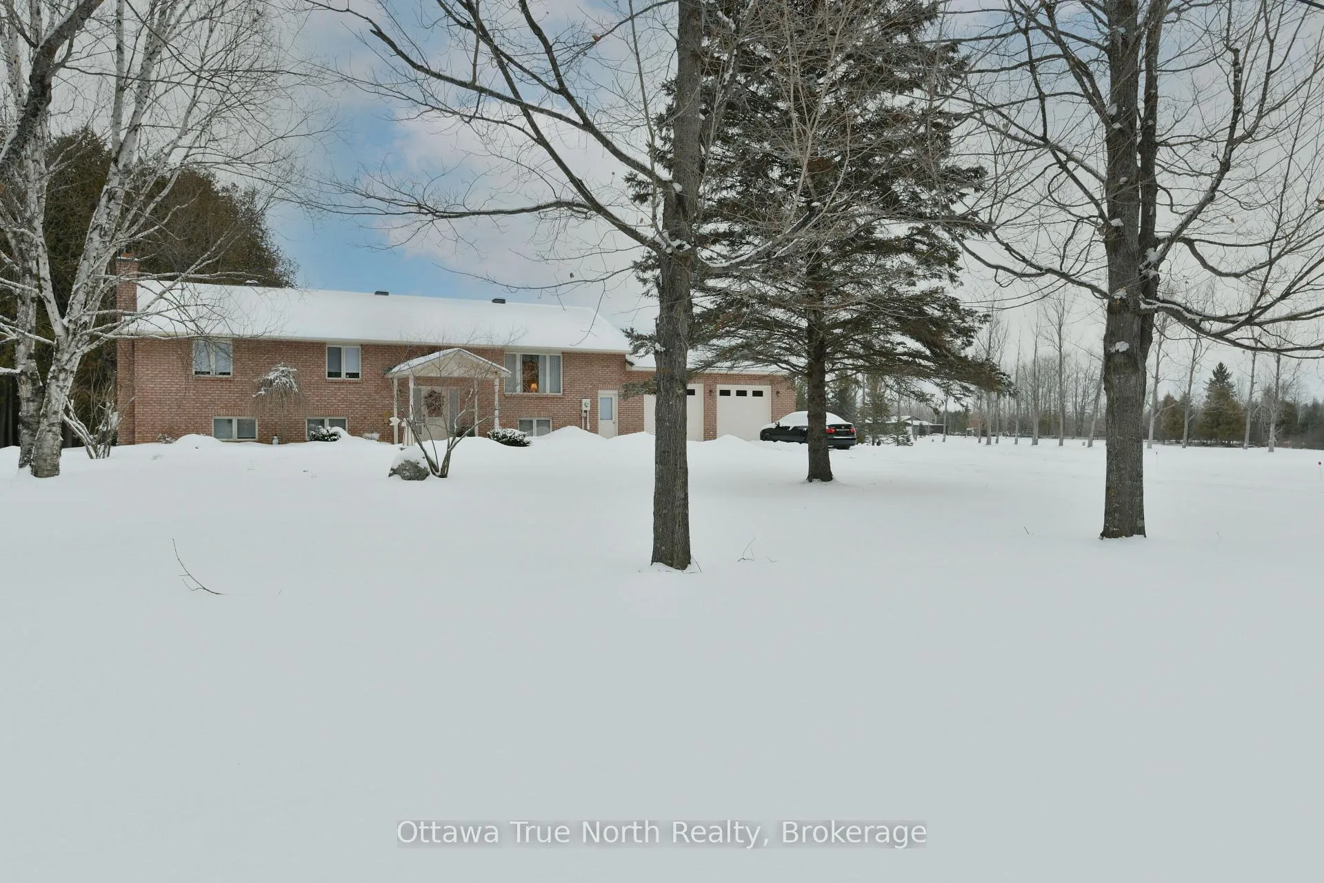 Photo 1 of 7427 Copeland Road, Ottawa, Btwn Franktown Rd. & Fallowfield Rd. — HOMEH