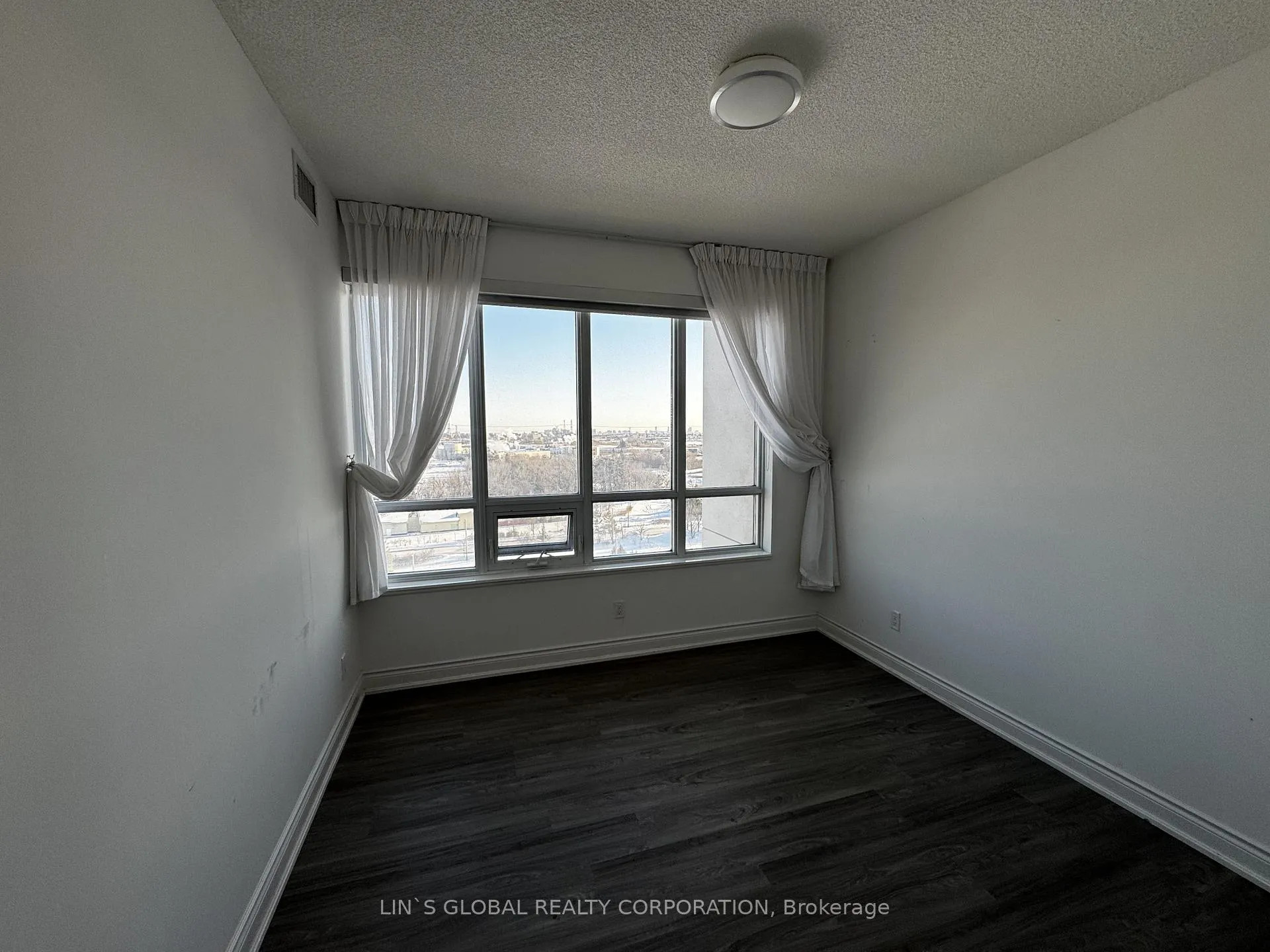 Photo 4 of Unit 1108, 38 Cedarland Drive, Markham, Unionville — HOMEH