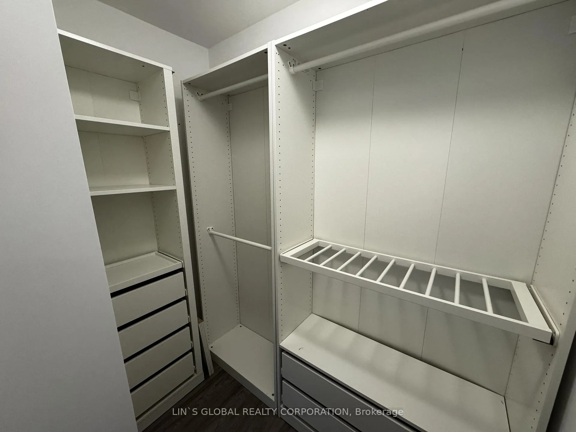 Photo 9 of Unit 1108, 38 Cedarland Drive, Markham, Unionville — HOMEH